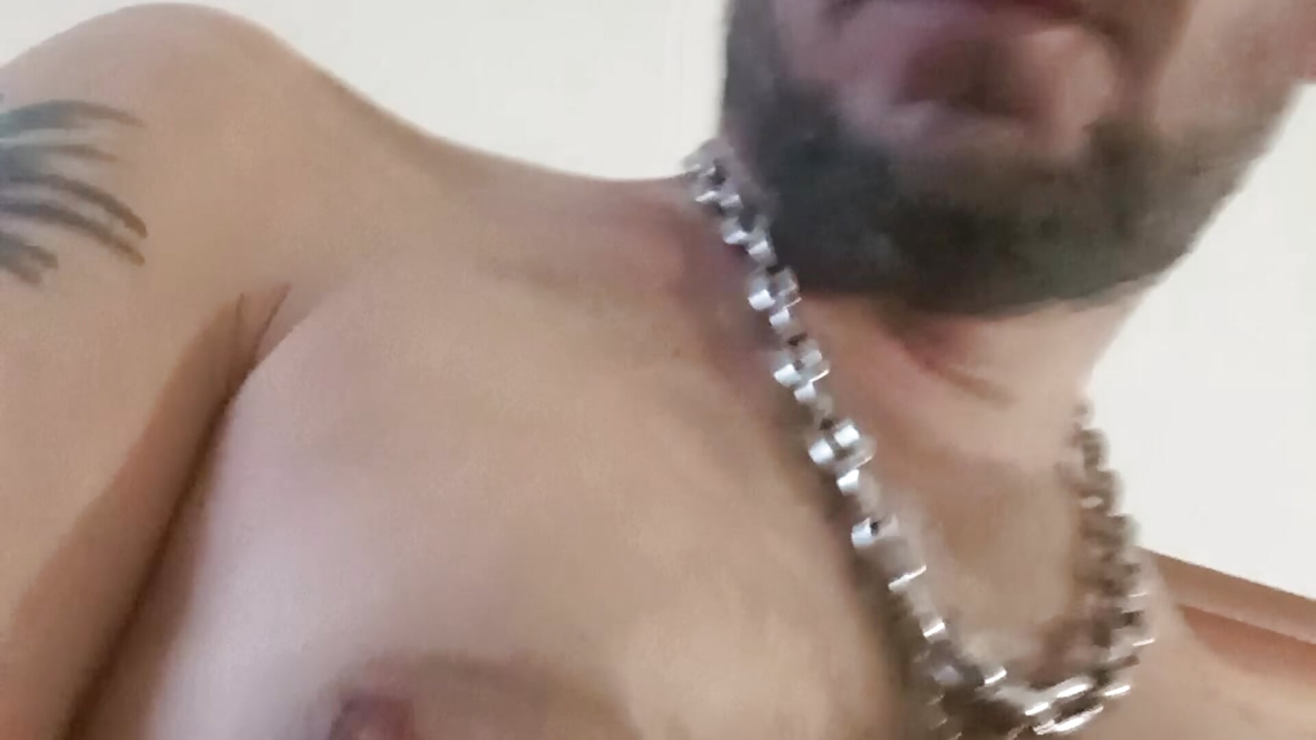 Mikedebo 님 - 트렌드 중인 캠모델 비디오  3691개