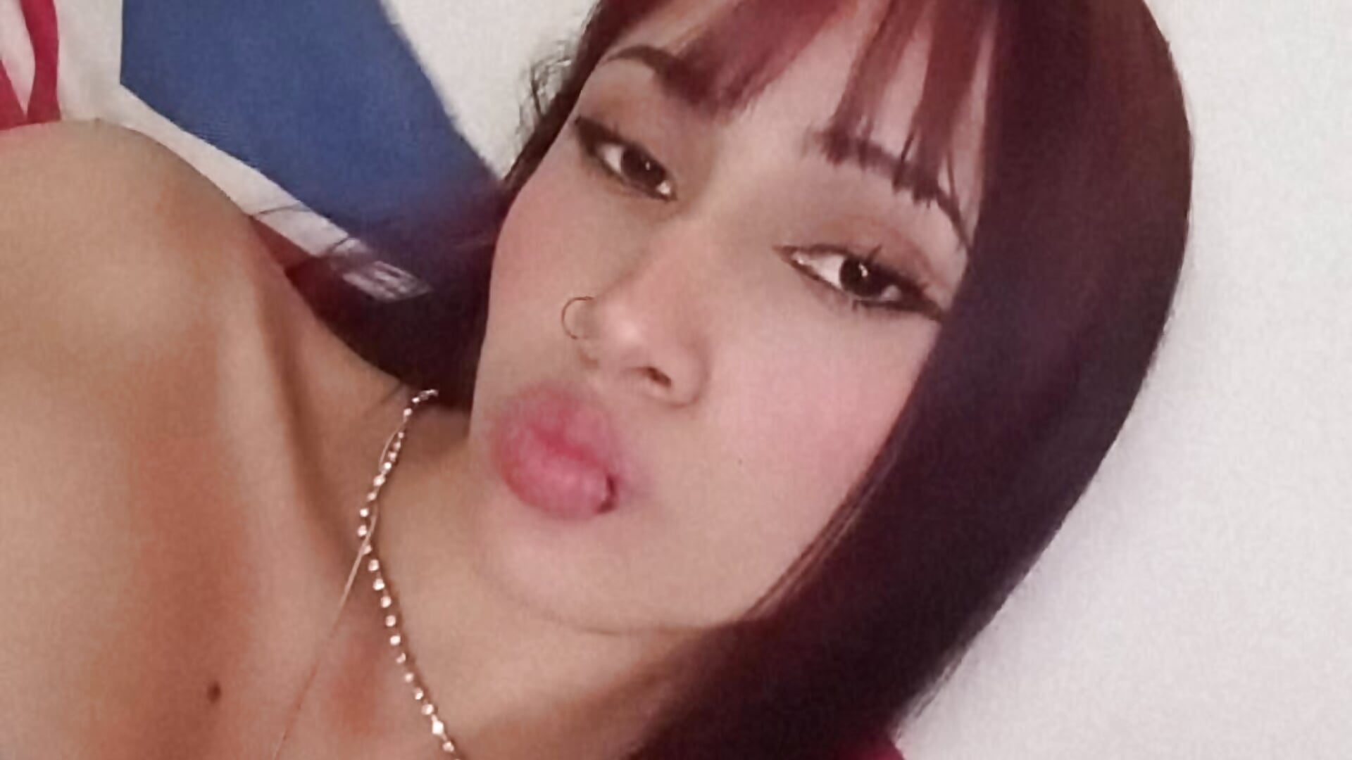 1000389129 – video modela na kameri Kate_Morphy