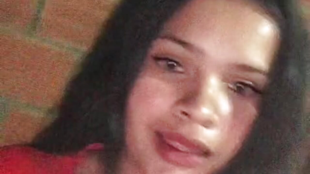 Kiss - video by Miss_Ariel cam model