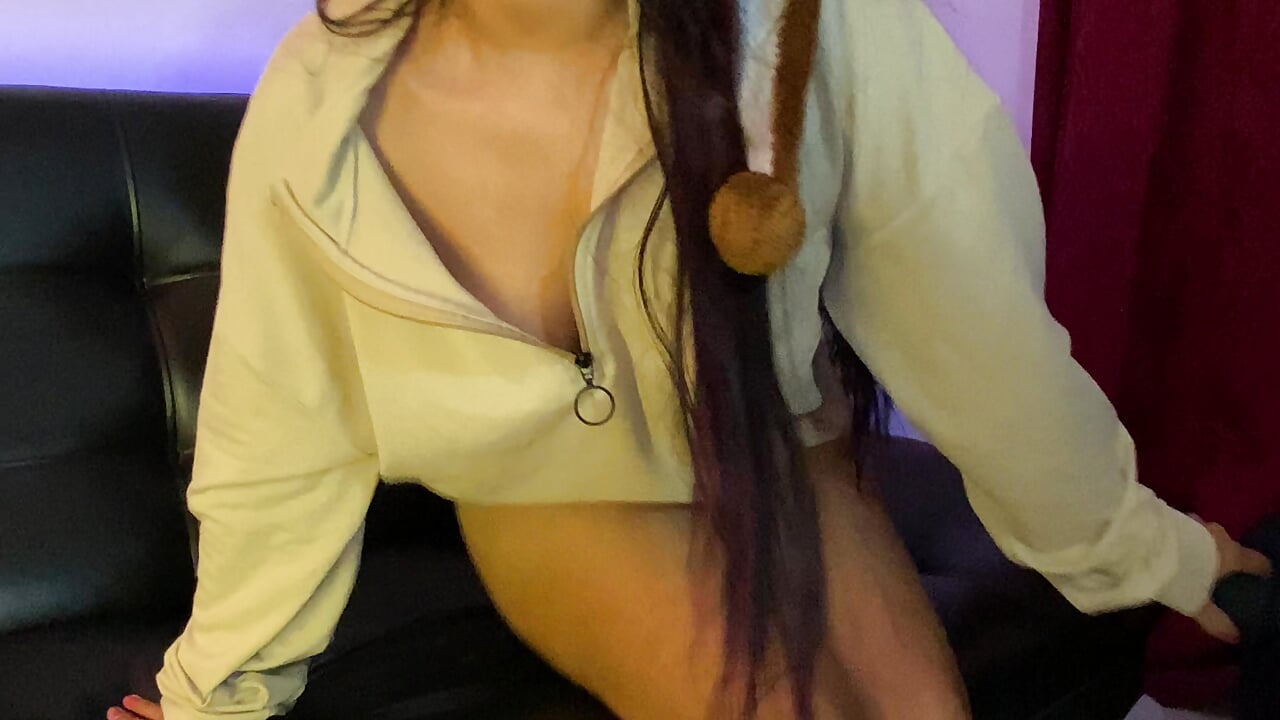 Princess - video by Linda2sweet cam model