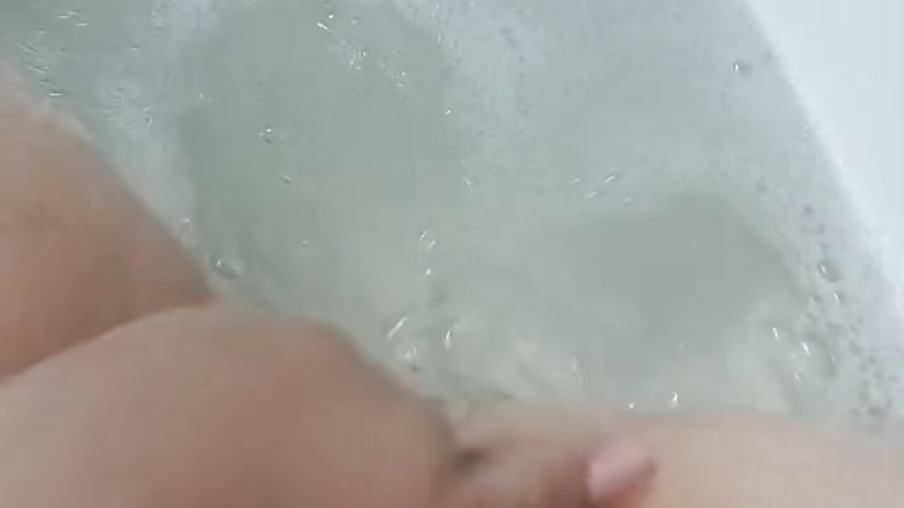 423 - video by CrazyGirl015 cam model