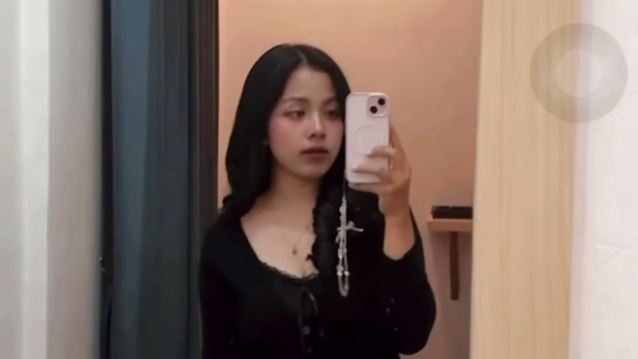 a mirror shottt <3 - video của người mẫu cam NanaBanana0