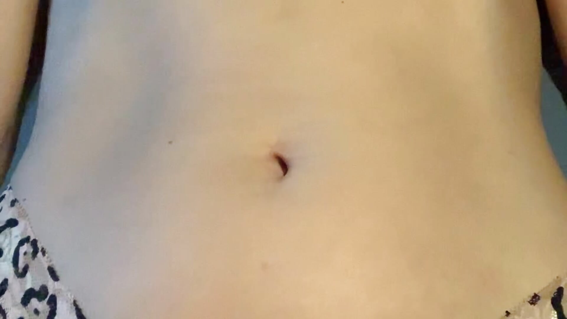 2025-11-27 13,40,24 - vídeo de SonyaUnderground modelo de câmara