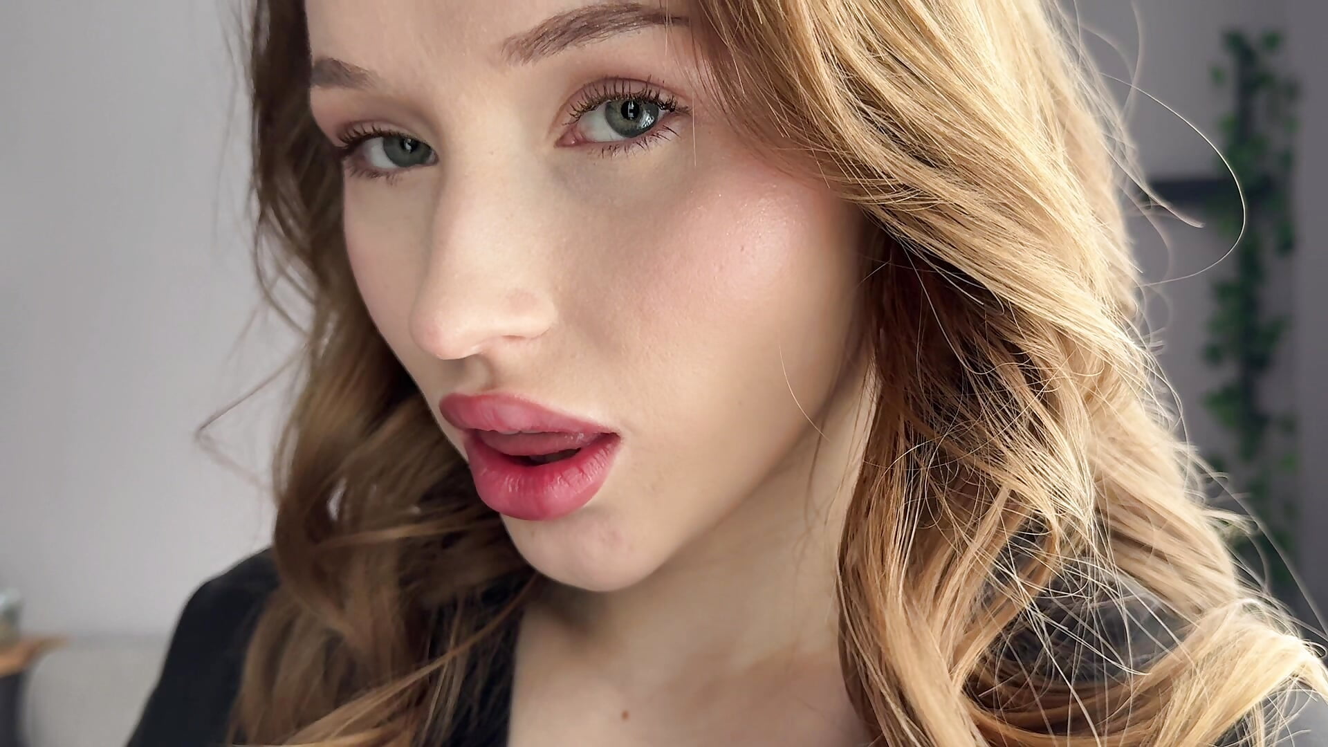 teaser - video by NoraWest cam model