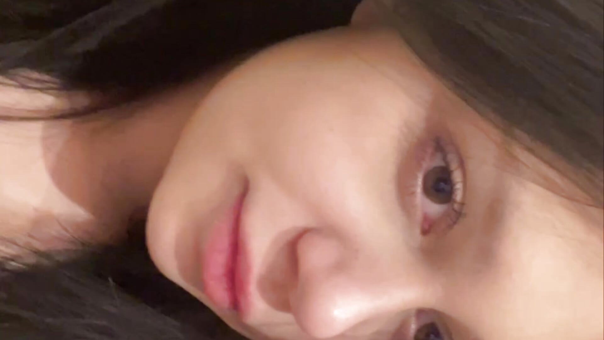 little tongue – видео вебкам-модели RaquelsHusband