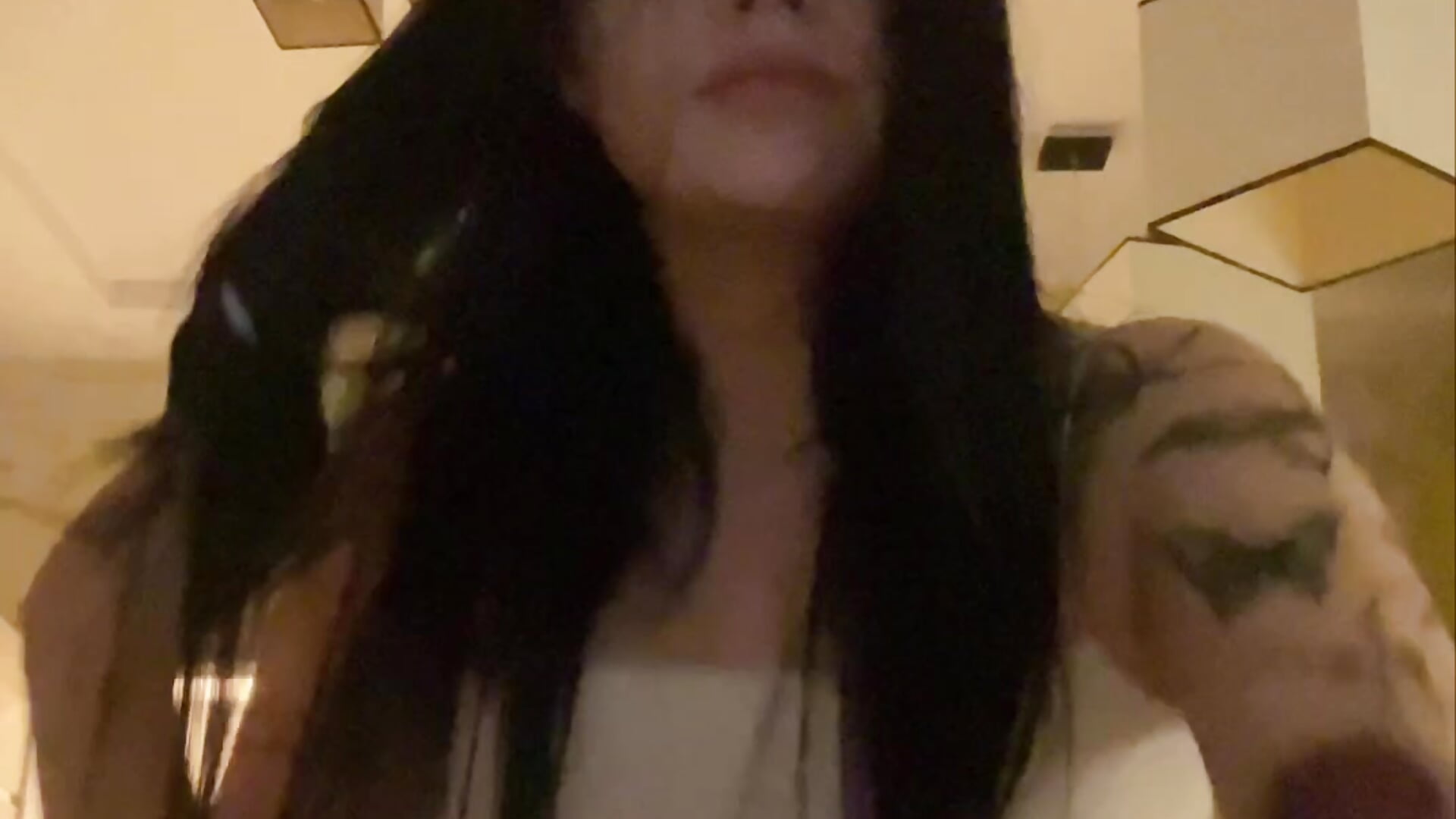 mee <3 – видео вебкам-модели RaquelsHusband