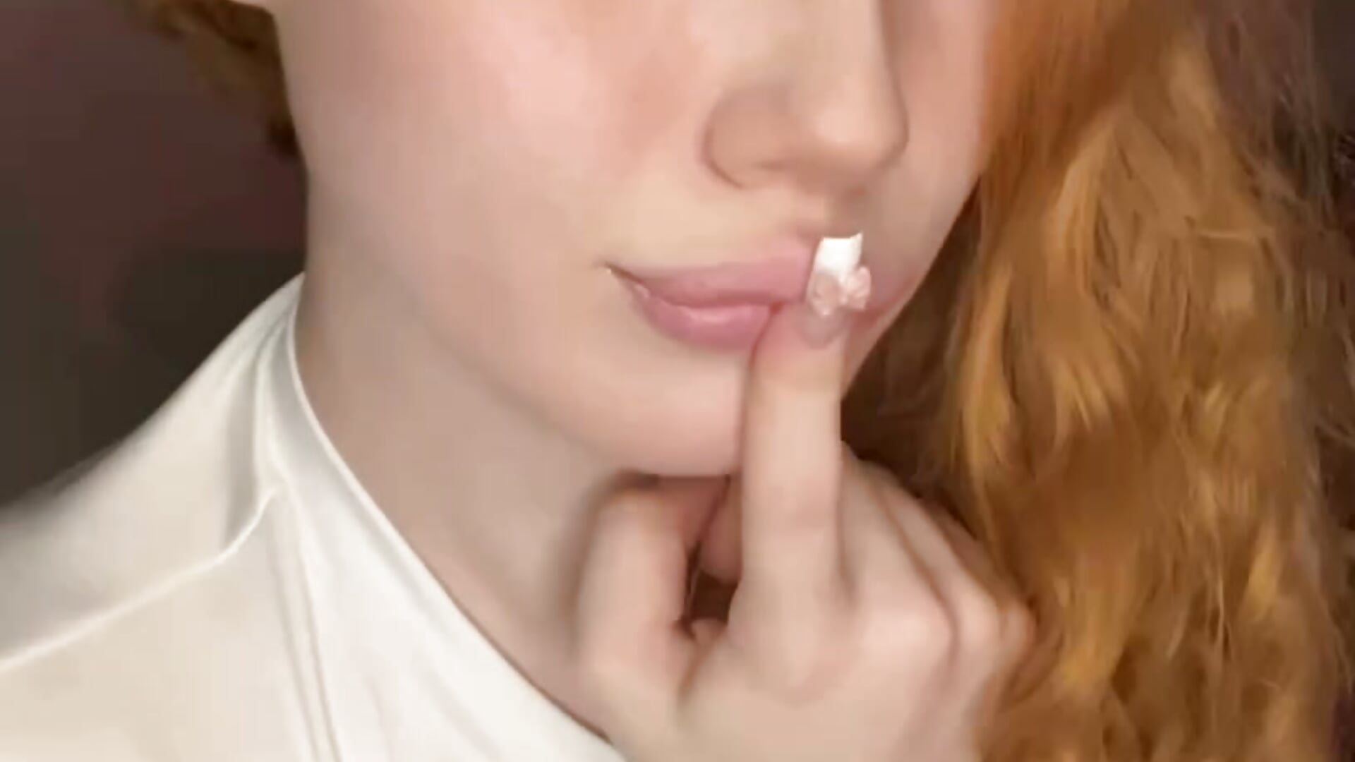 My shining lips – video af AmelieButter cam-model