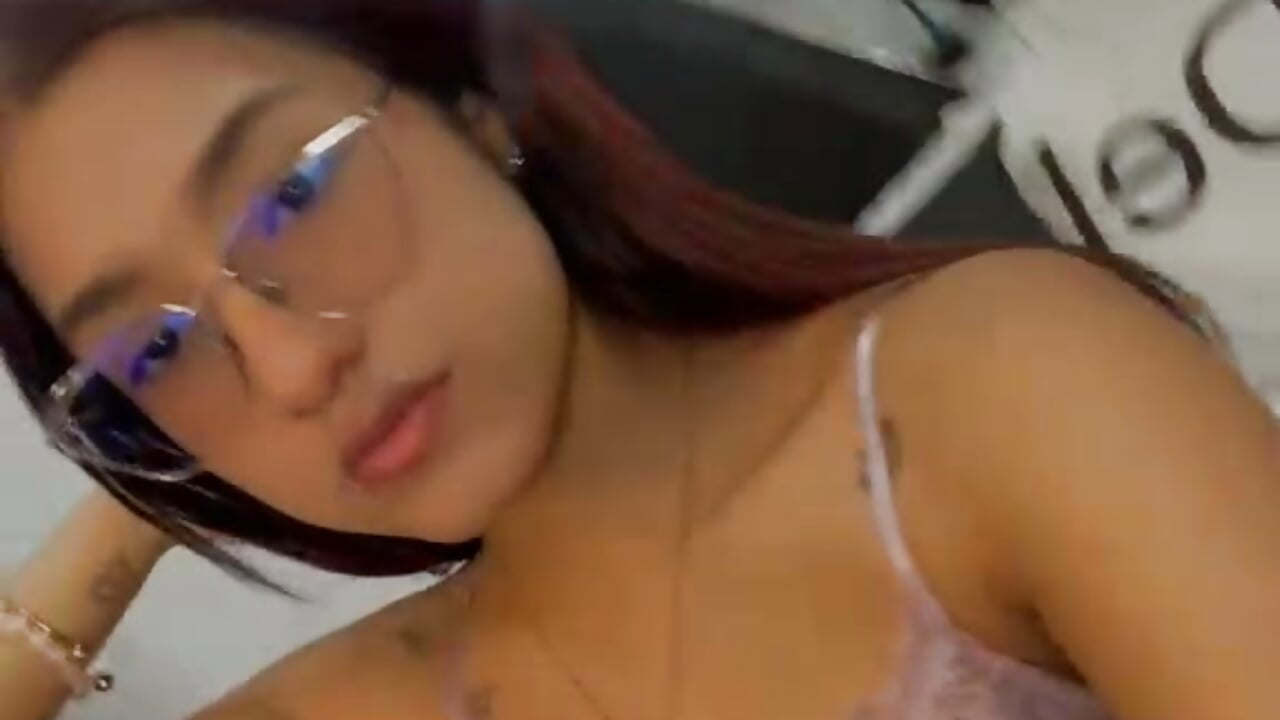 This girl will always be there for you! - Vídeo de Mia_Iron, modelo de vídeos