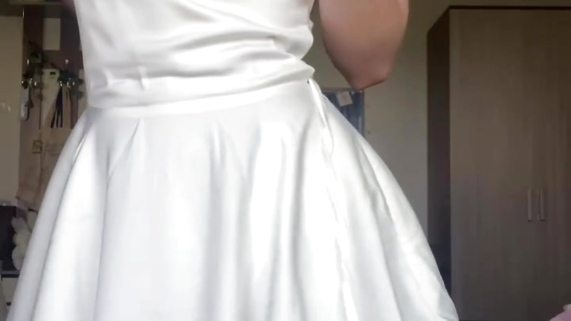 hot dance for u - video oleh HollyGibson kamera model