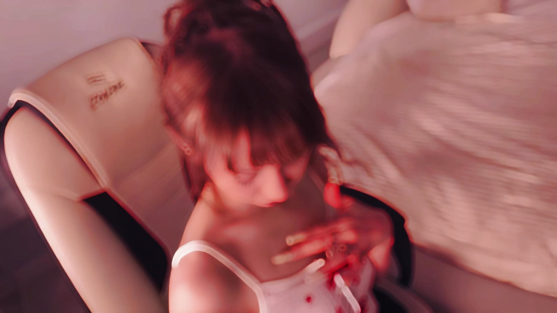 shy nipple piercing🤫 - відео від вебкаммоделі tsunamy_pink