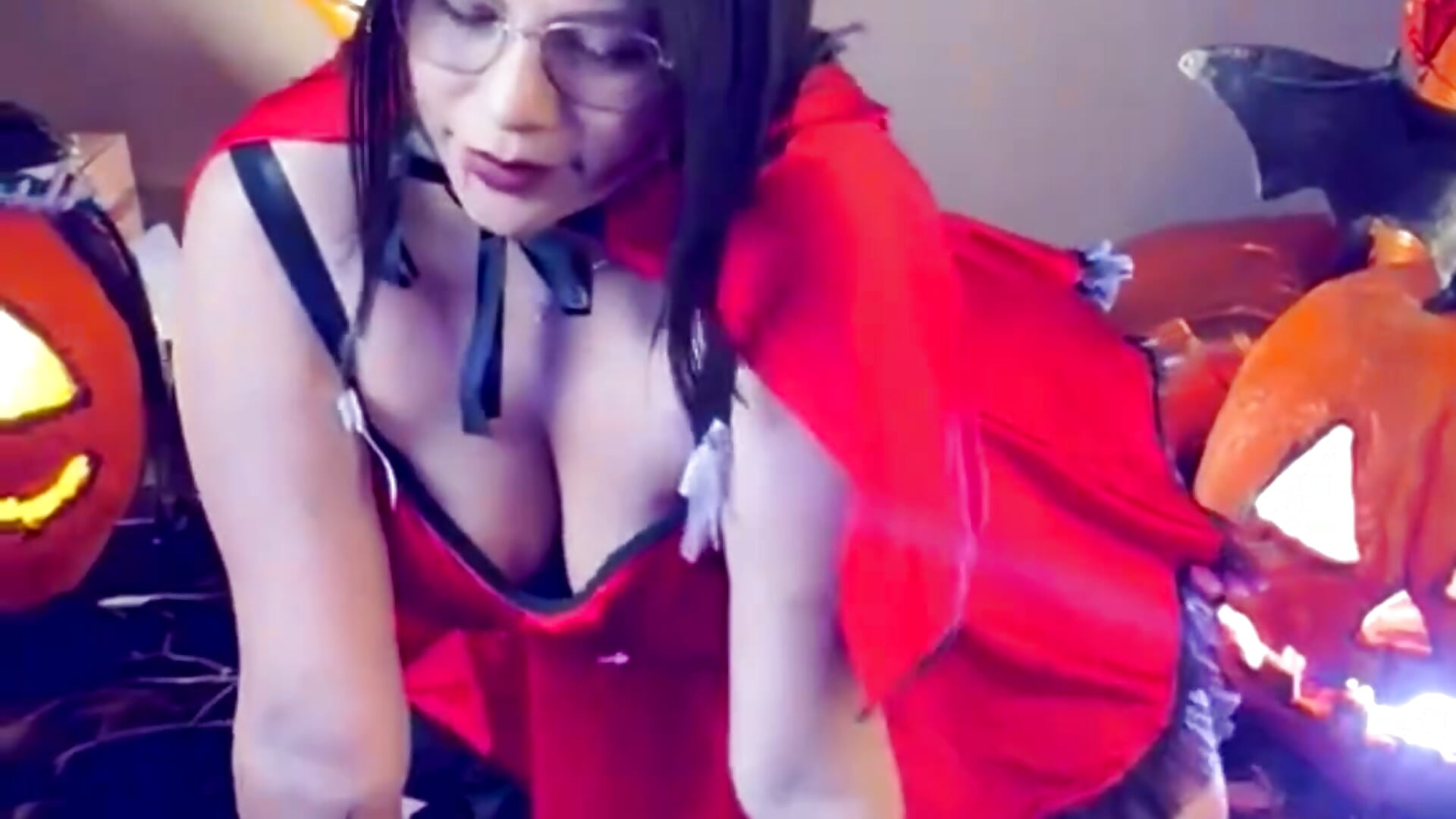 Something Spooky & Sexy Is Coming… Halloween Photo – video od webkamerové modelky belen_green