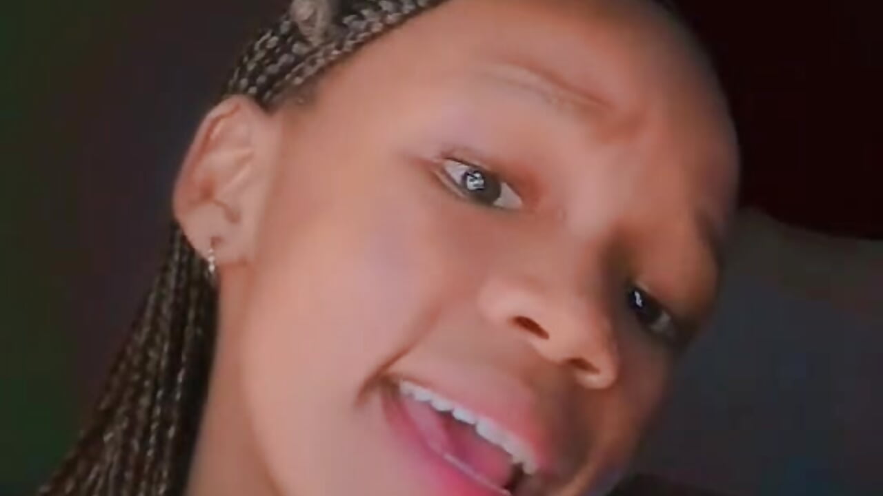 1b5c7a25-ff5d-44b1-9784-f5300862ec5f-1_all_570 - video di Switdarling modella di cam