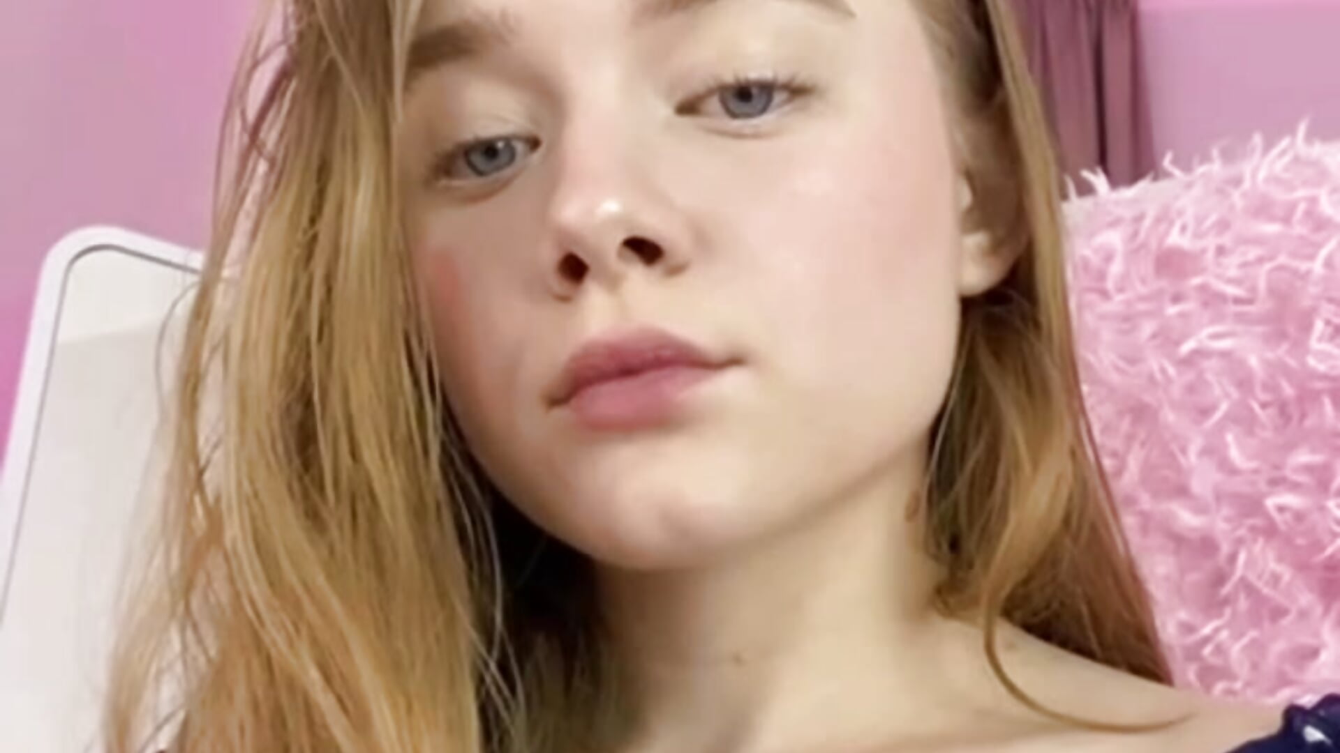 Im teasing u ^_^ - video od modelky/modela EvaRaee