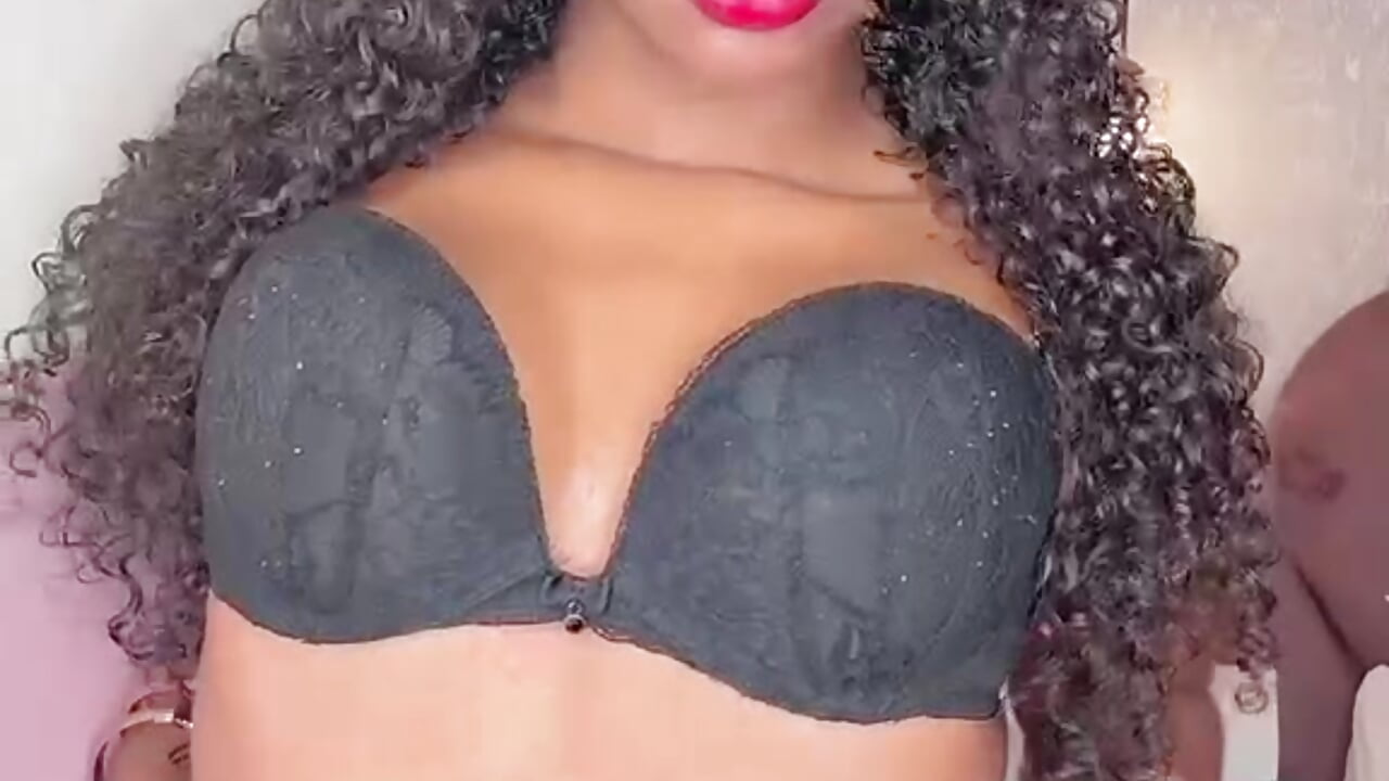 🫦 - vídeo de Chloe-Rose-