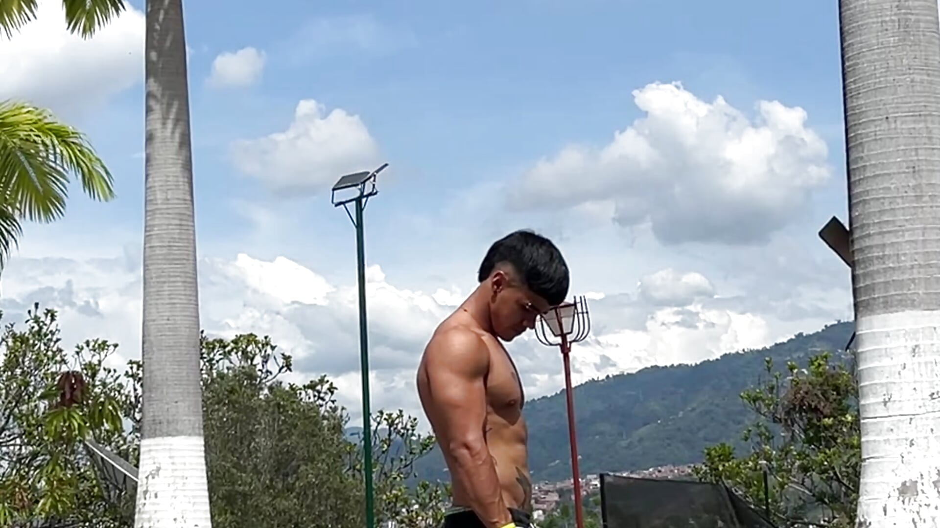 Back flip !!🤸🏽 - Vídeo de Rob_zaens33, modelo de vídeos