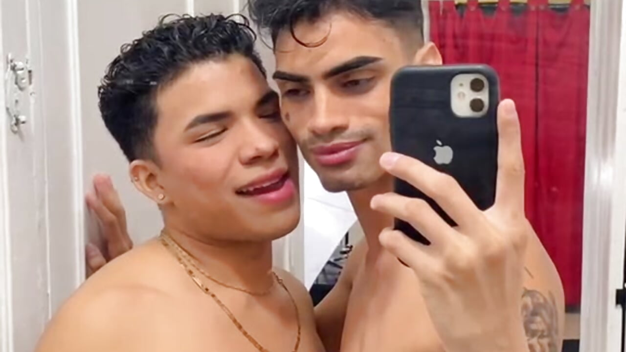 WhatsApp Video 2026-05-13 at 12,34,24 AM - Vídeo de Gay_Red_Room, modelo de vídeos
