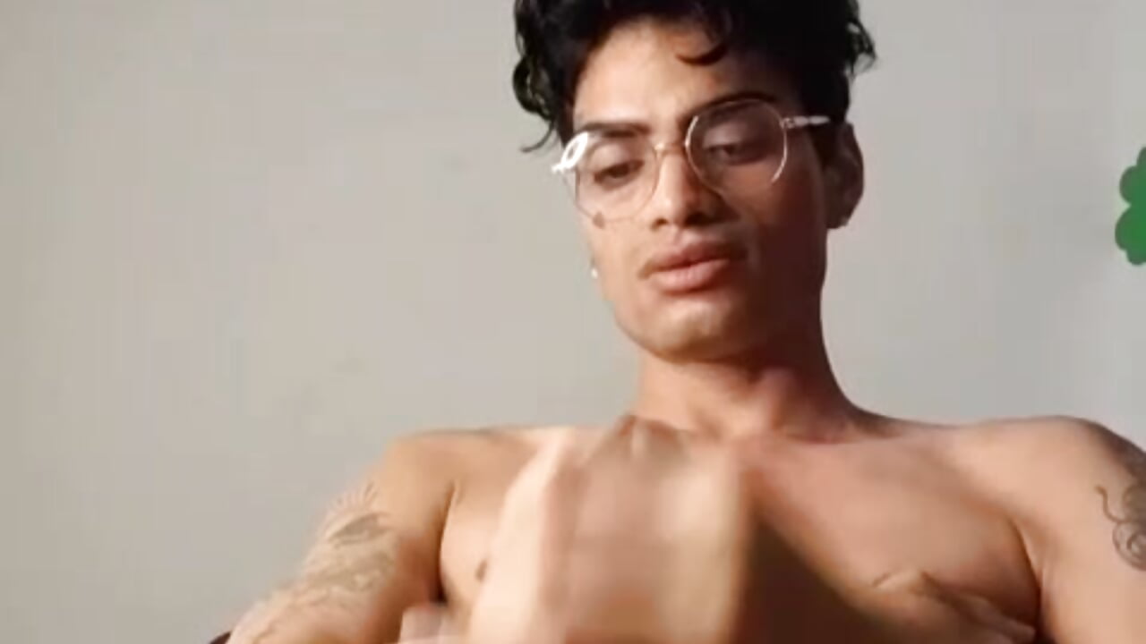 big cock 🍆🔥 – video modela na kameri Gay_Red_Room