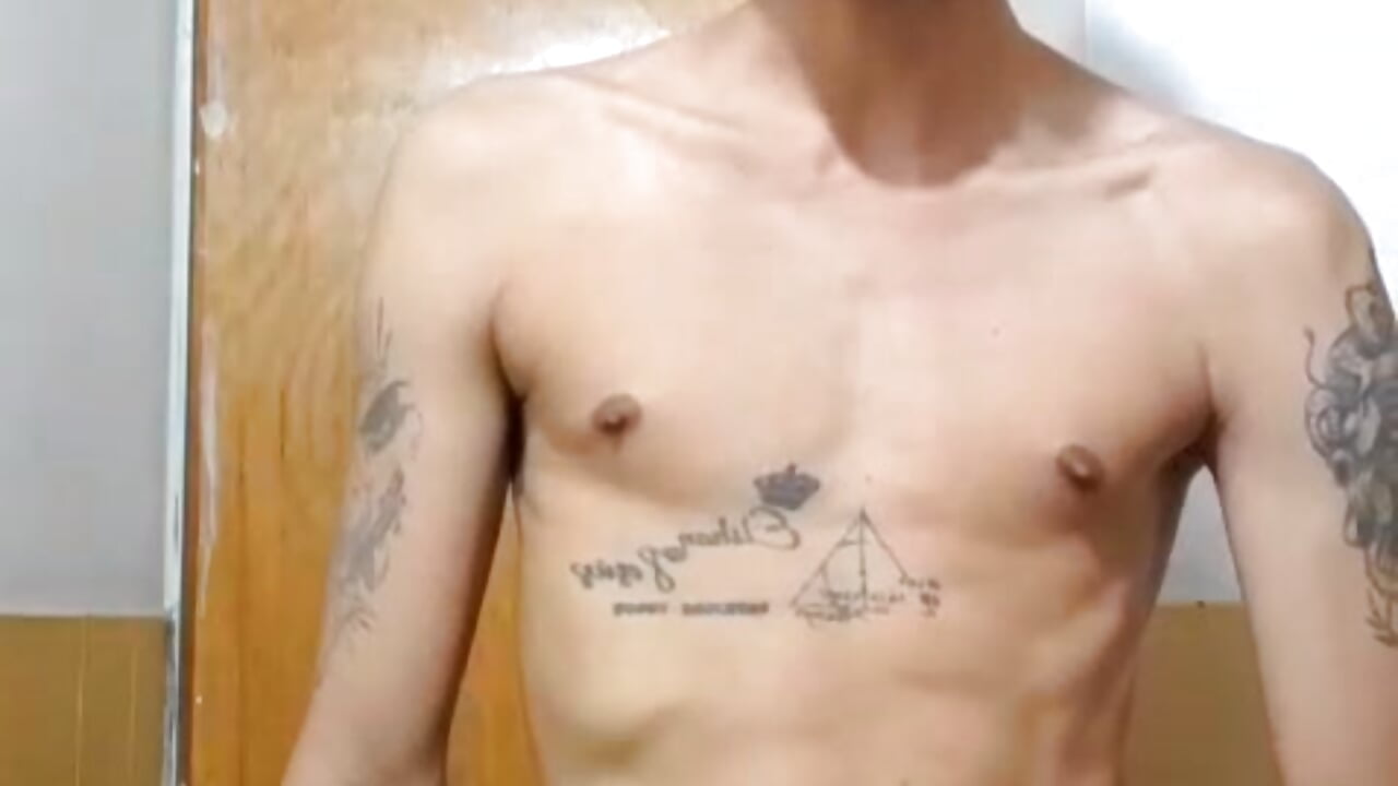 hot in the shower 🔥🔥🔥 - video di Gay_Red_Room modella di cam