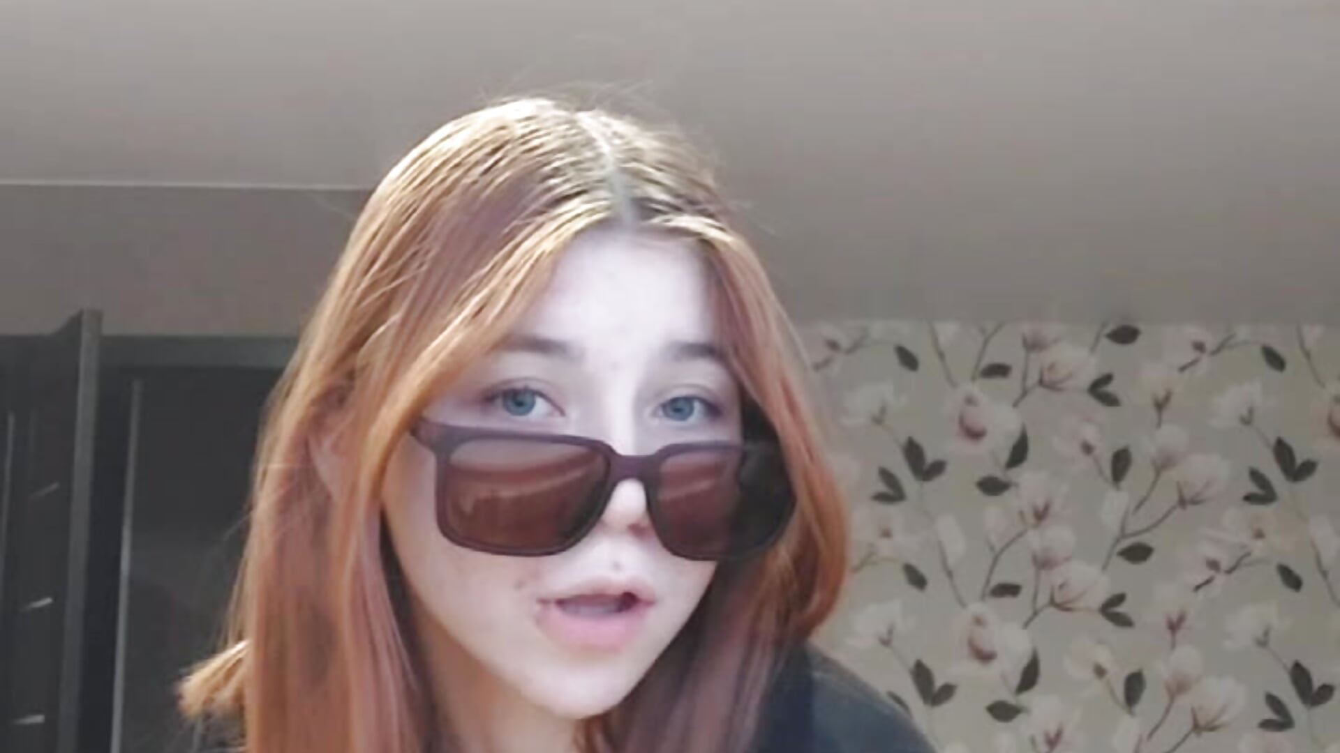 shoutout! – видео вебкам-модели TerryJamwant