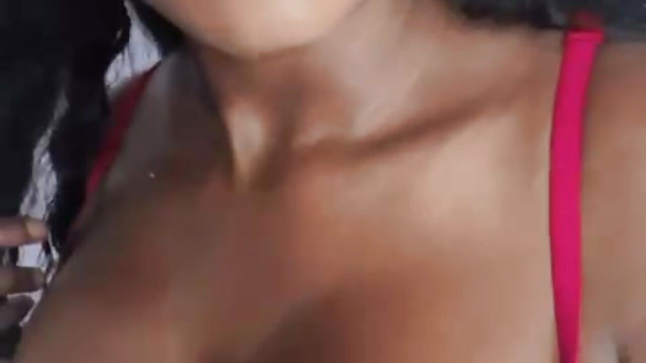 My beautiful lingerie – video od webkamerové modelky valenntinna