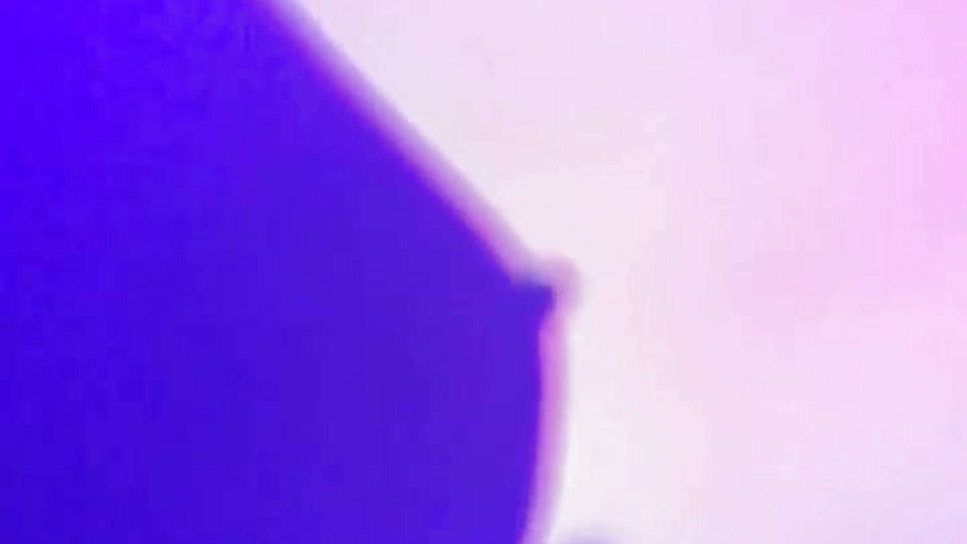 A little shy :p - 視頻由 mailin_777 主播提供