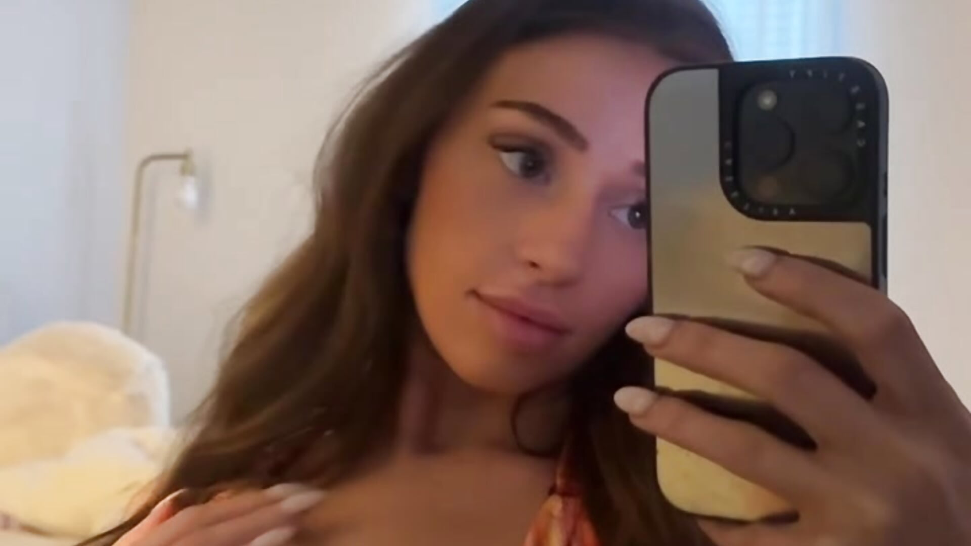 IMG_8072 - video oleh model kamera TheNovaBlair