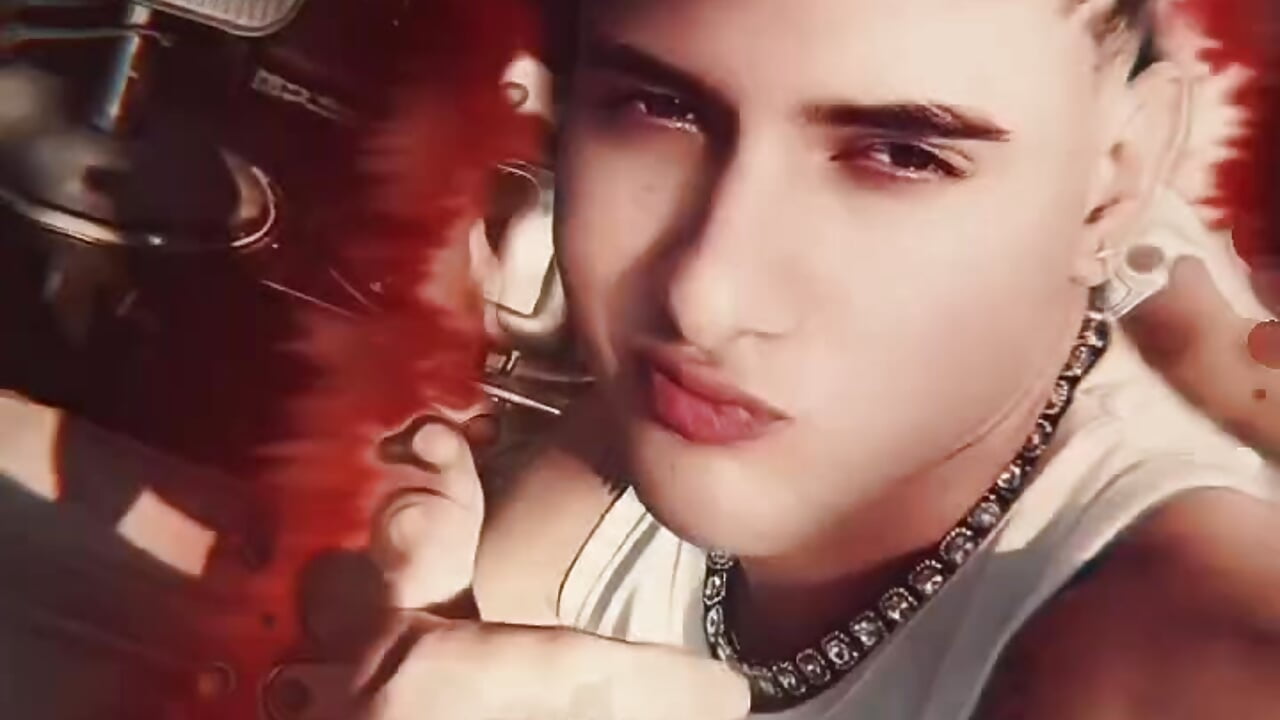 Kevin for you 😍 - video của người mẫu cam STEVEN_OS