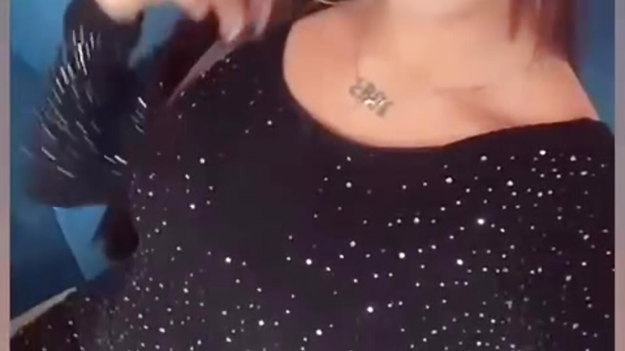 Athenea – видео вебкам-модели Athenea_LS