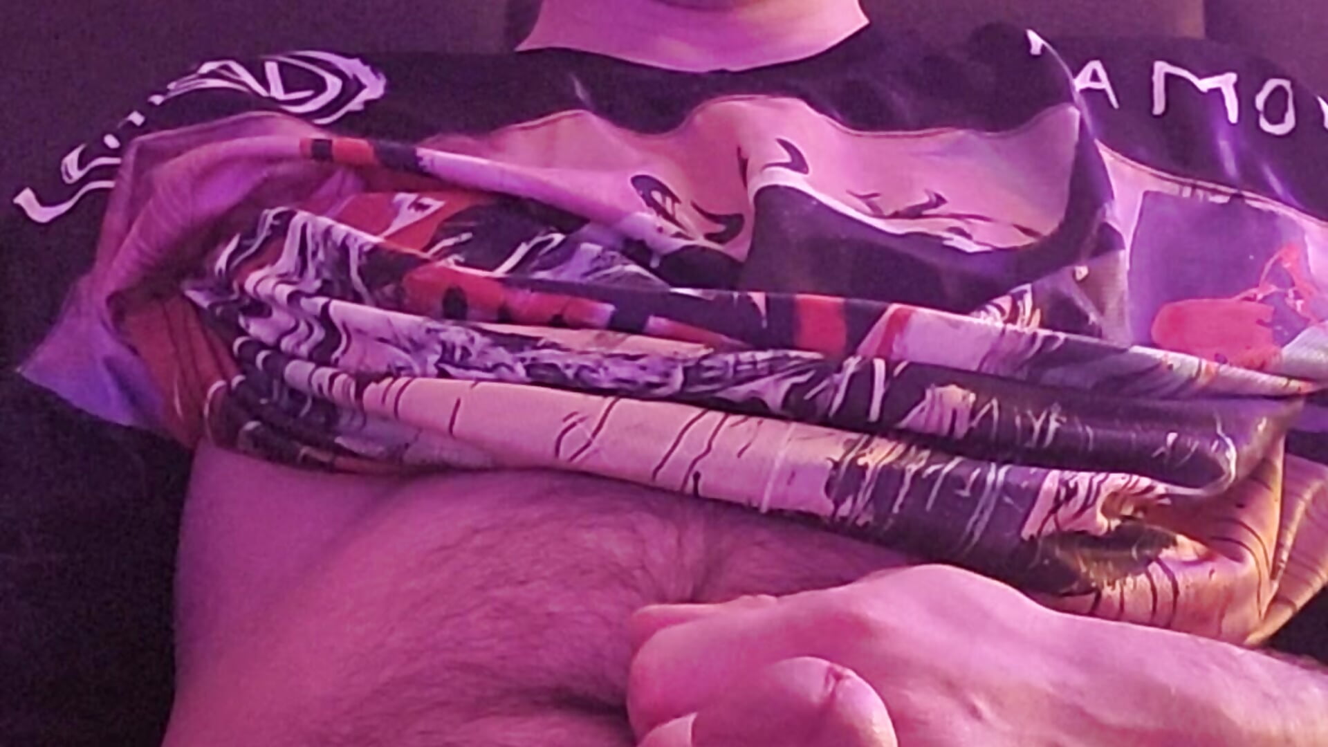 Waking up with your demon can be fun sometimes.... (ruined orgasm followed by 2nd orgasm...) – видео вебкам-модели ApexPuppy