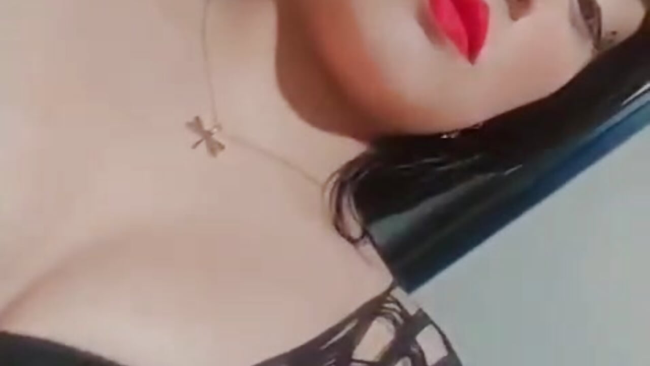 hey baby - video di Ivy_tay modella di cam