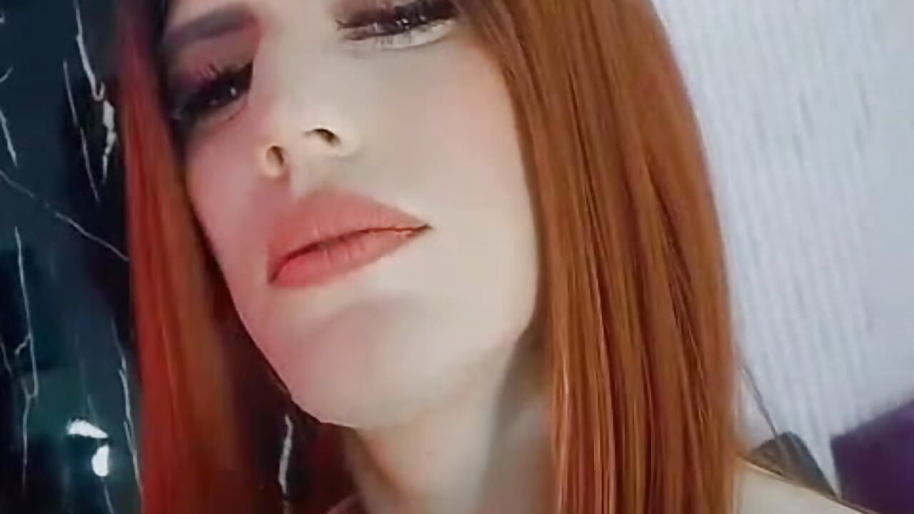 Look your girl – video modela na kameri Violette_0