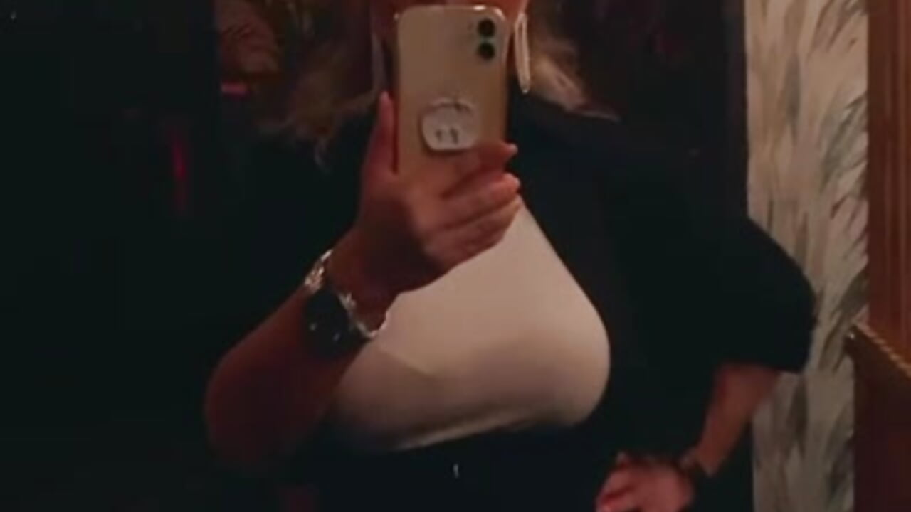 1000011156 - copy 23 Feb 15:14 - video od modelky/modela _SaraGold_