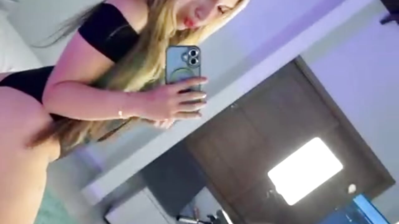 ♥ – video af milkavelvett cam-model