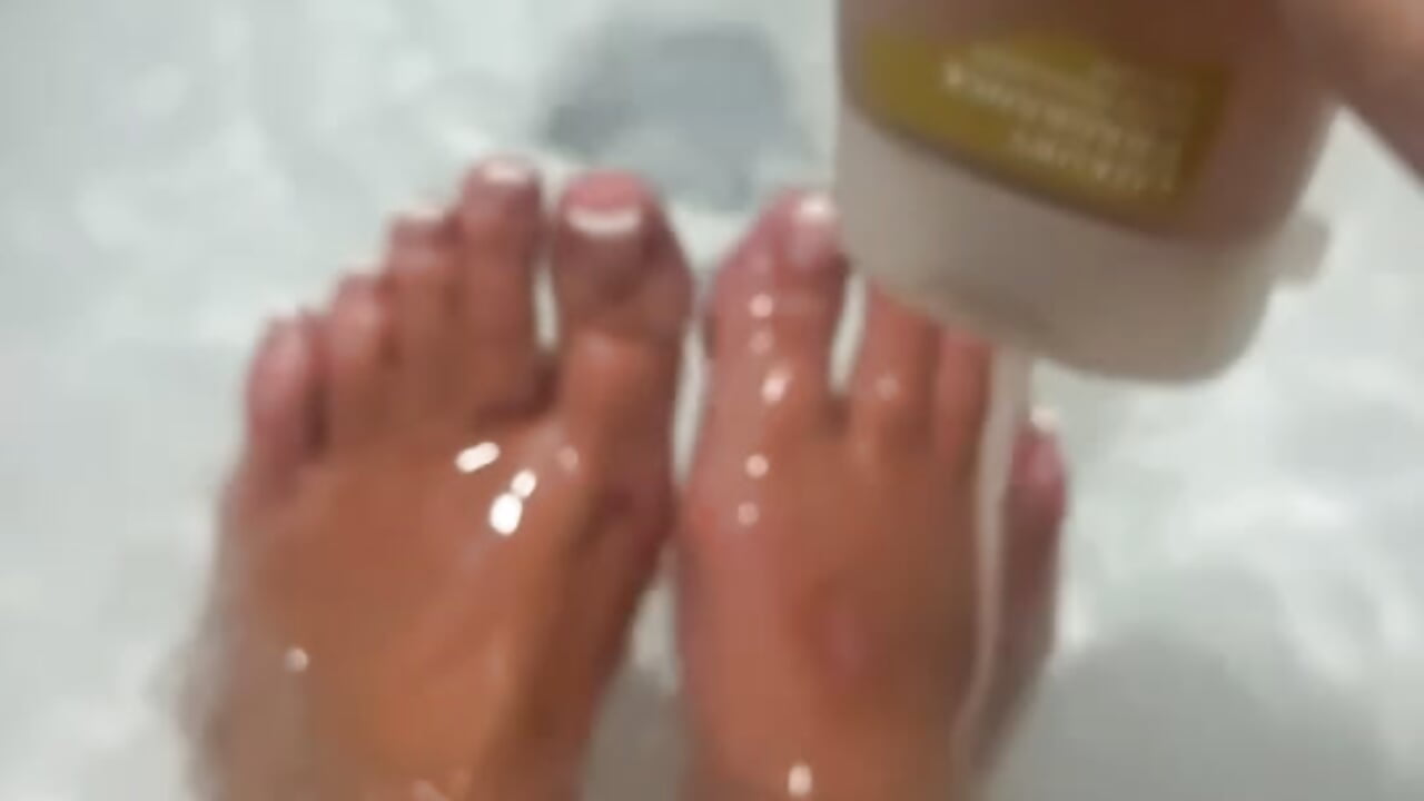 Soapy feet ❤️💋 - clip cu jade_xxxx model videochat