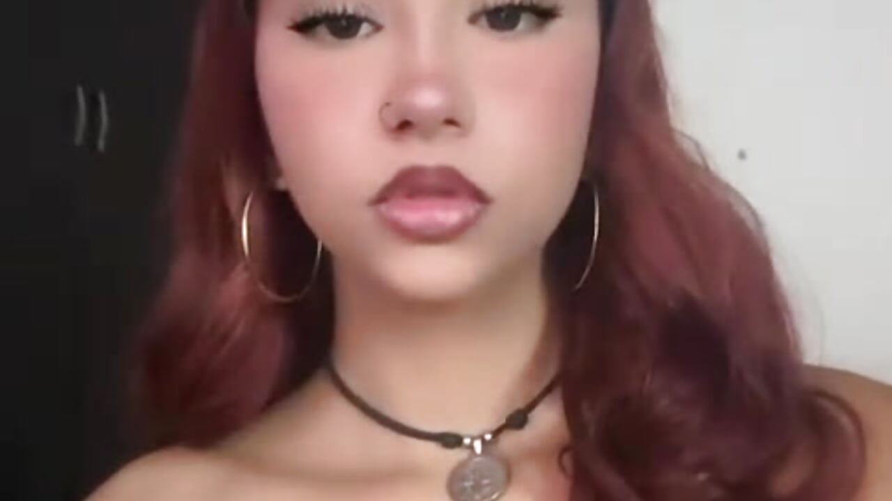 🍷♥️ - Video von MiaBloom19 Cam-Model