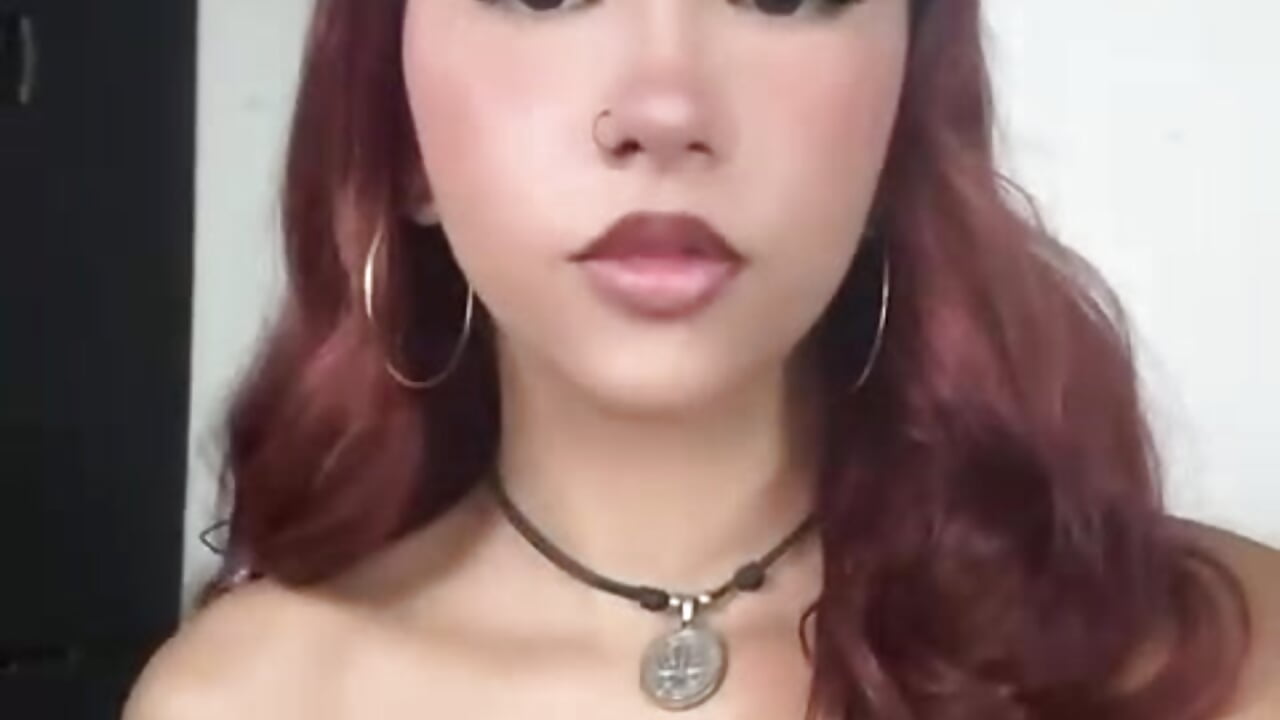 Hi baby - video van MiaBloom19 cam-model