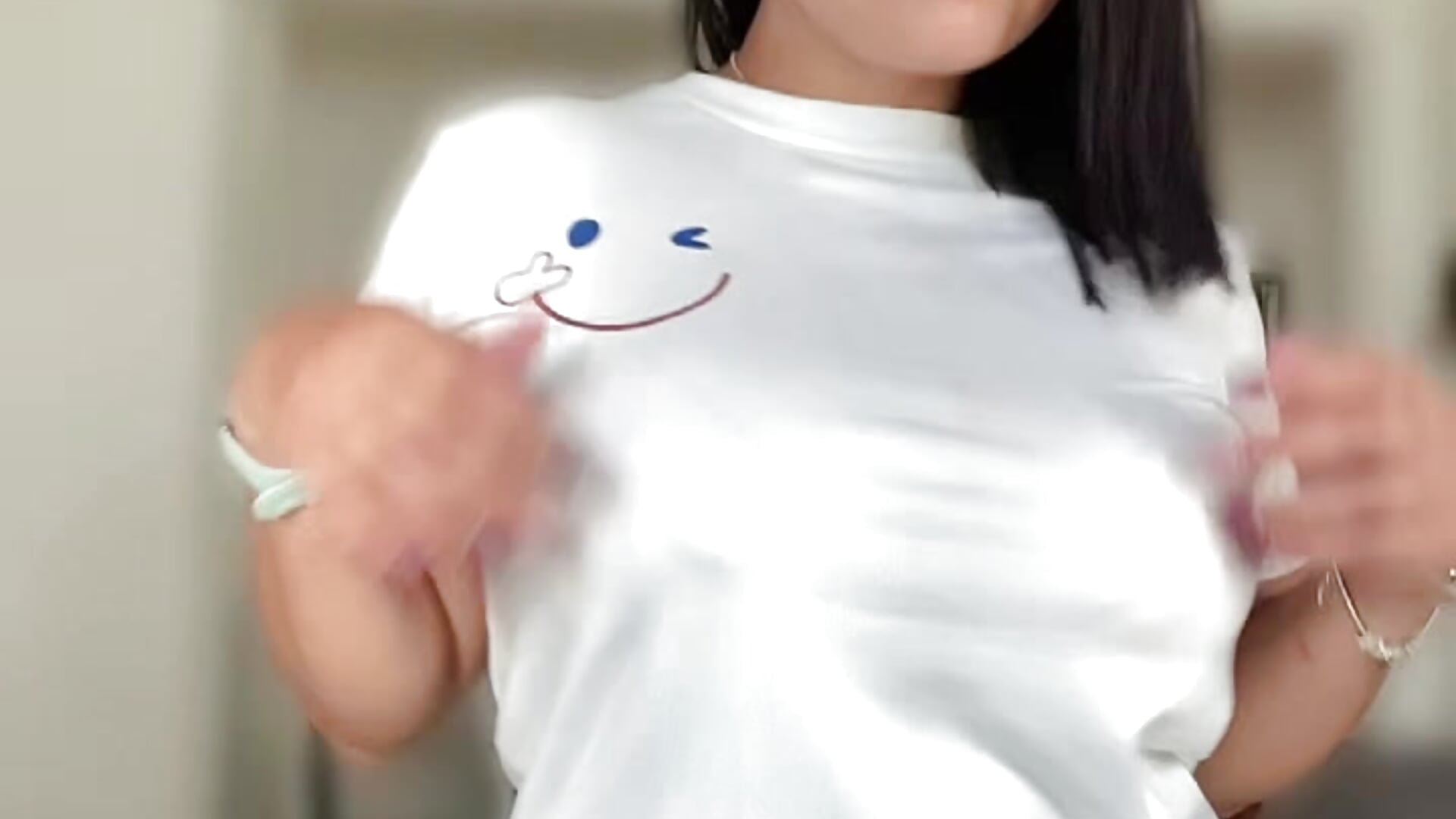 🥰 - video của người mẫu cam SaraChannel