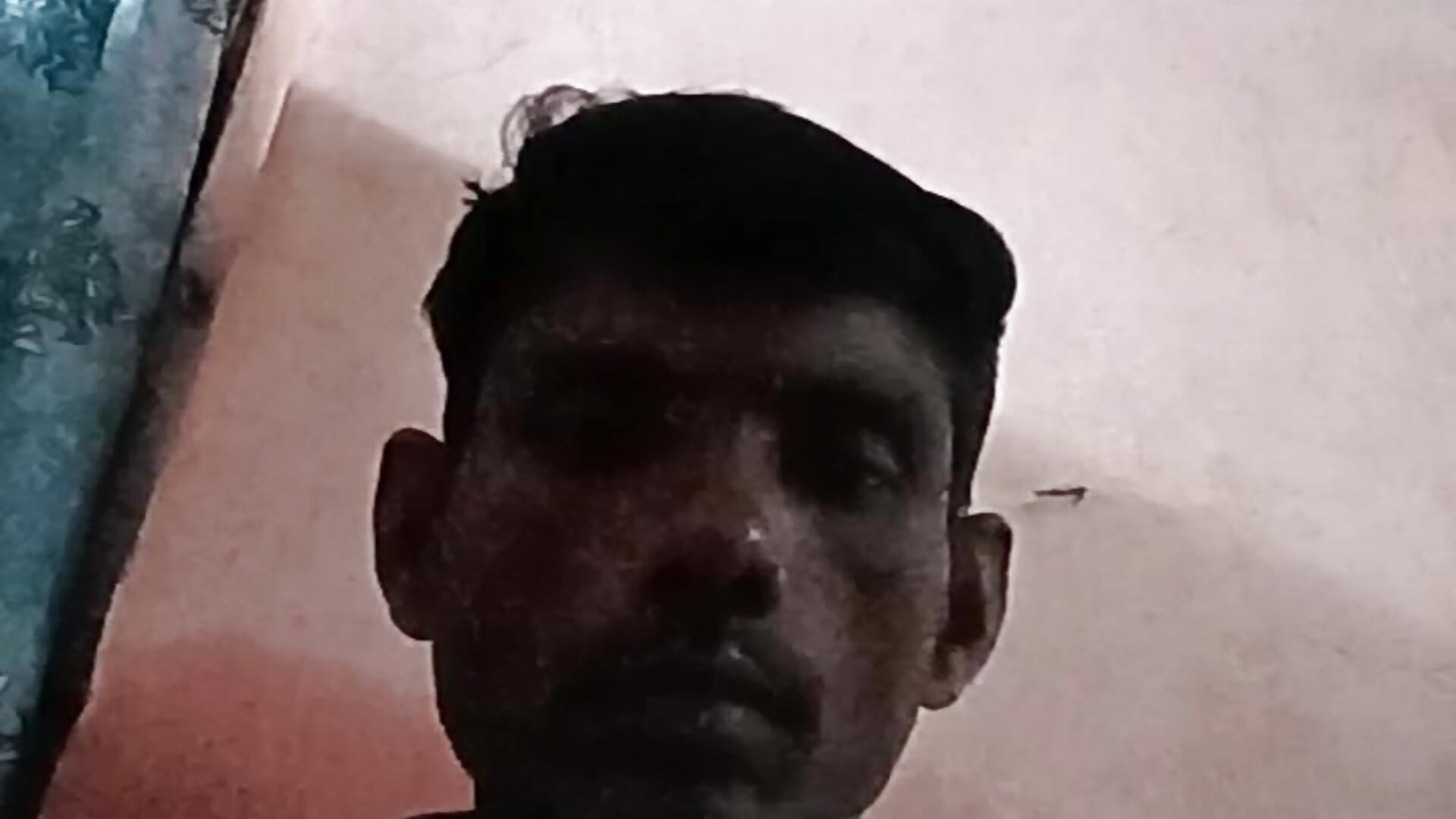 1476 - video oleh India-Sajan kamera model