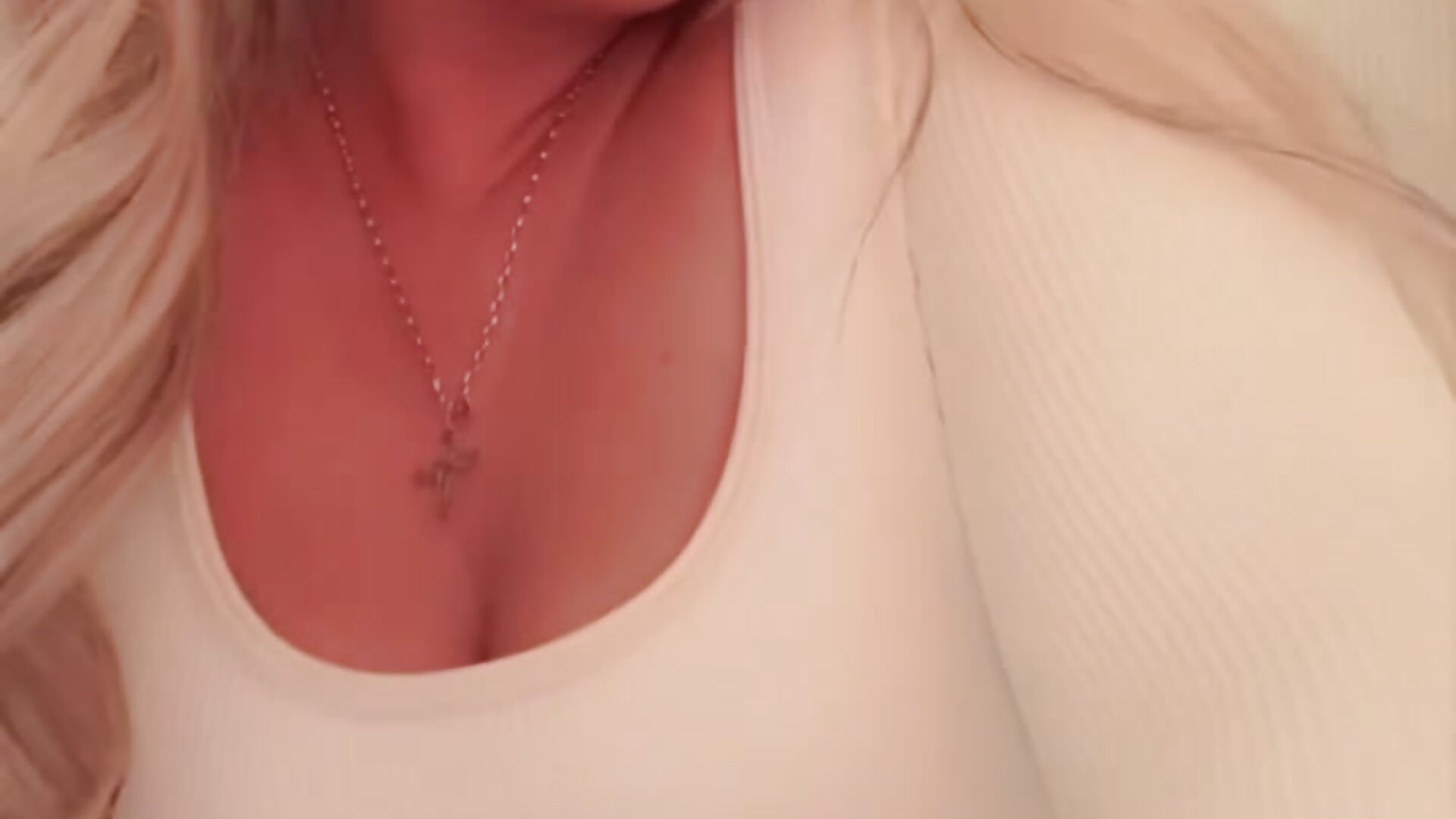 F58BF350-5522-496E-8D07-A62D74423A47 - video av Gypsyrose_x1 cam-modell