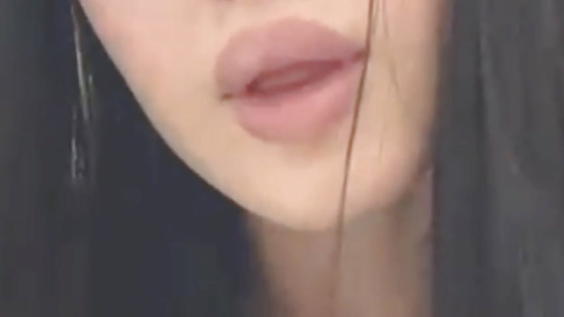 beautiful eyes? 😜 - video của người mẫu cam JaeilMoon