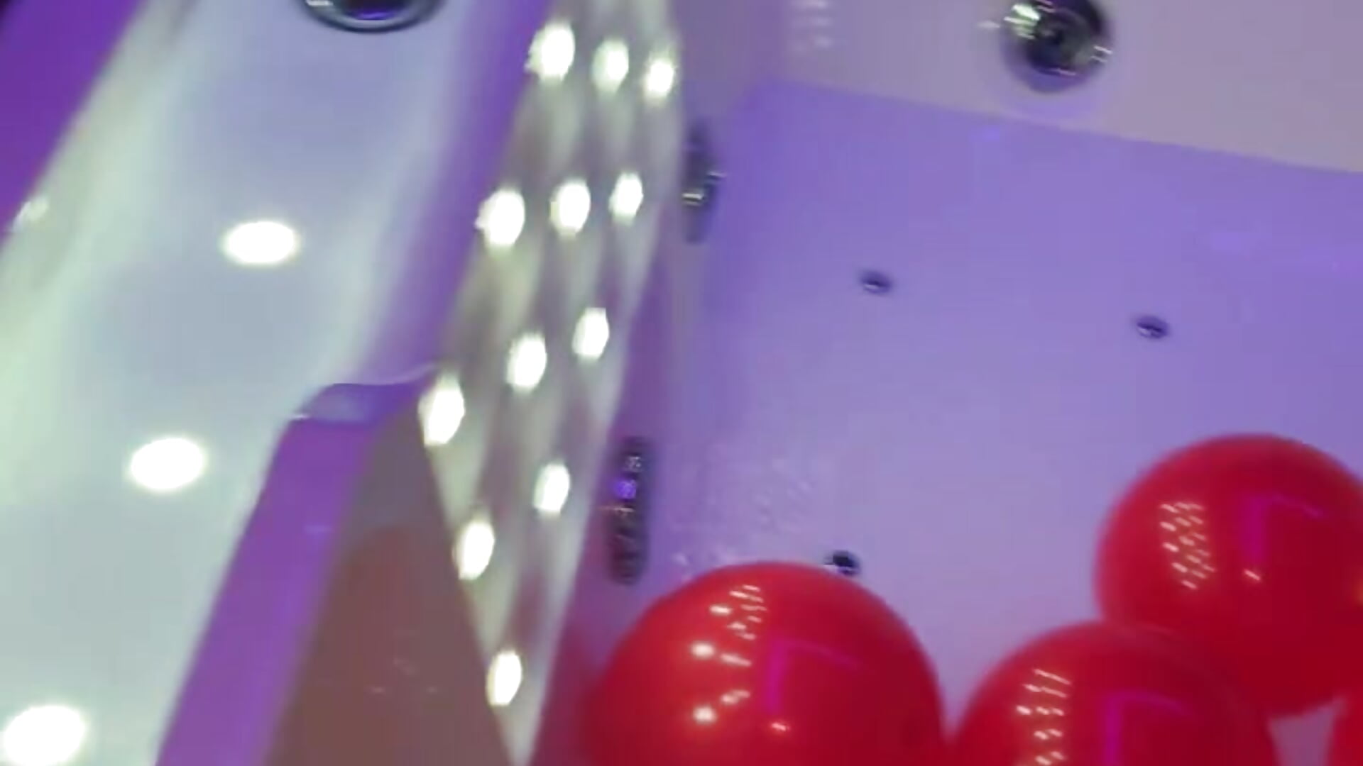 1000000266 - vidéo du modèle de showcams Crevette311