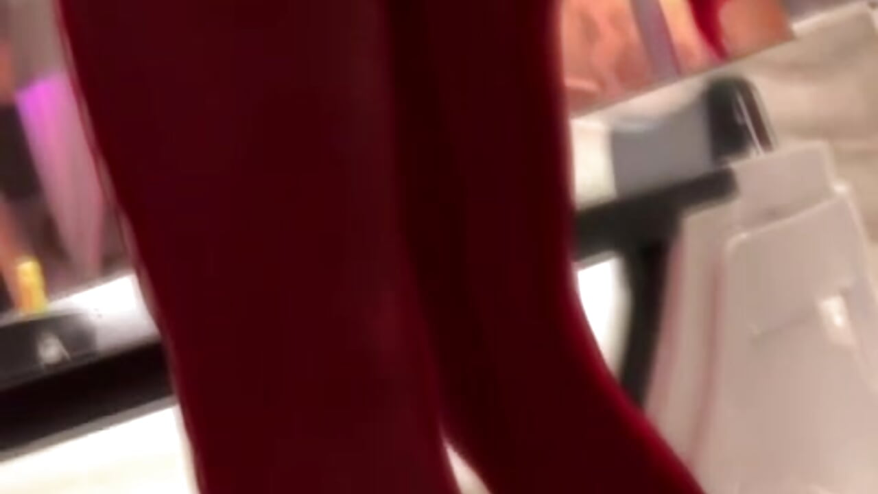 VID-20241203-WA0102 – video od webkamerové modelky XrosseLuna