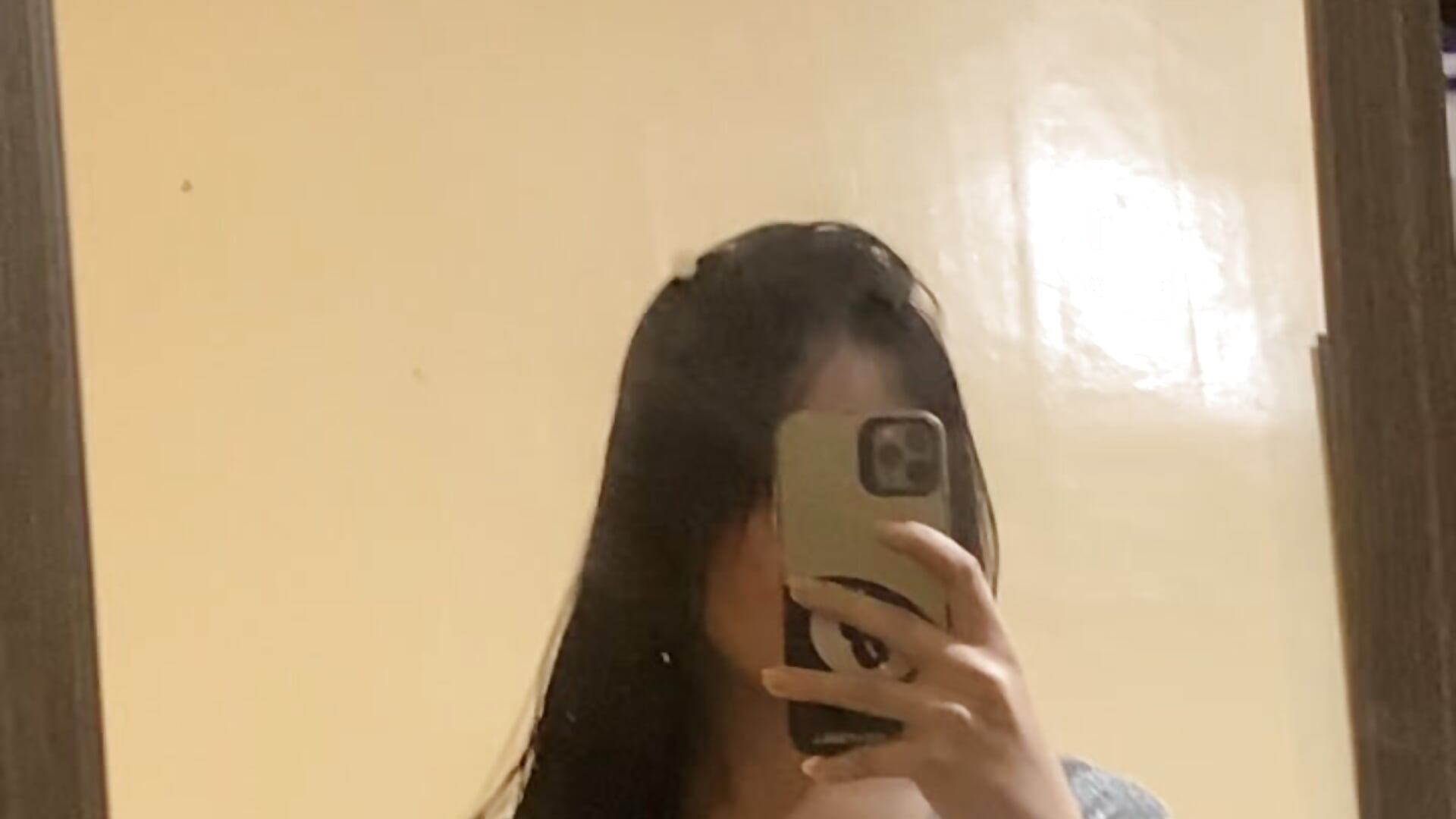 catalinaconsuelo – Popularny filmik modela sprzed kamerki 6385