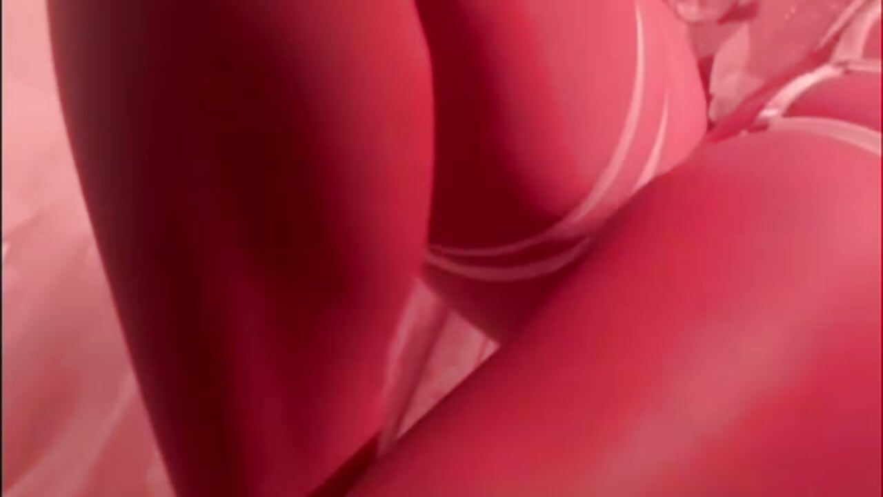 Too hot to be innocent - video Aurora_Jackson_ kameramallilta