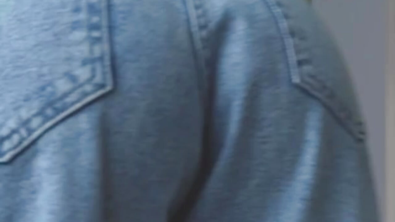 jeans - video by monnymoonn cam model