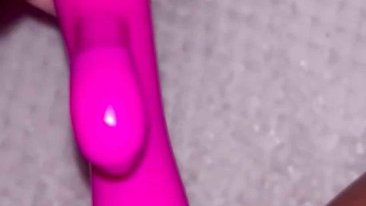 Dildo play - video oleh model kamera ScarlettGold_