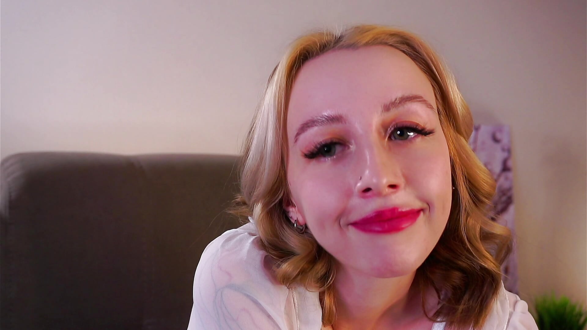 My first video - video di EugeniaEarl modella di cam