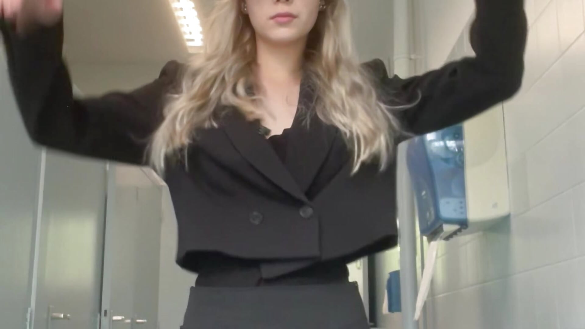 My fav business outfit <3 – видео вебкам-модели SourMidday