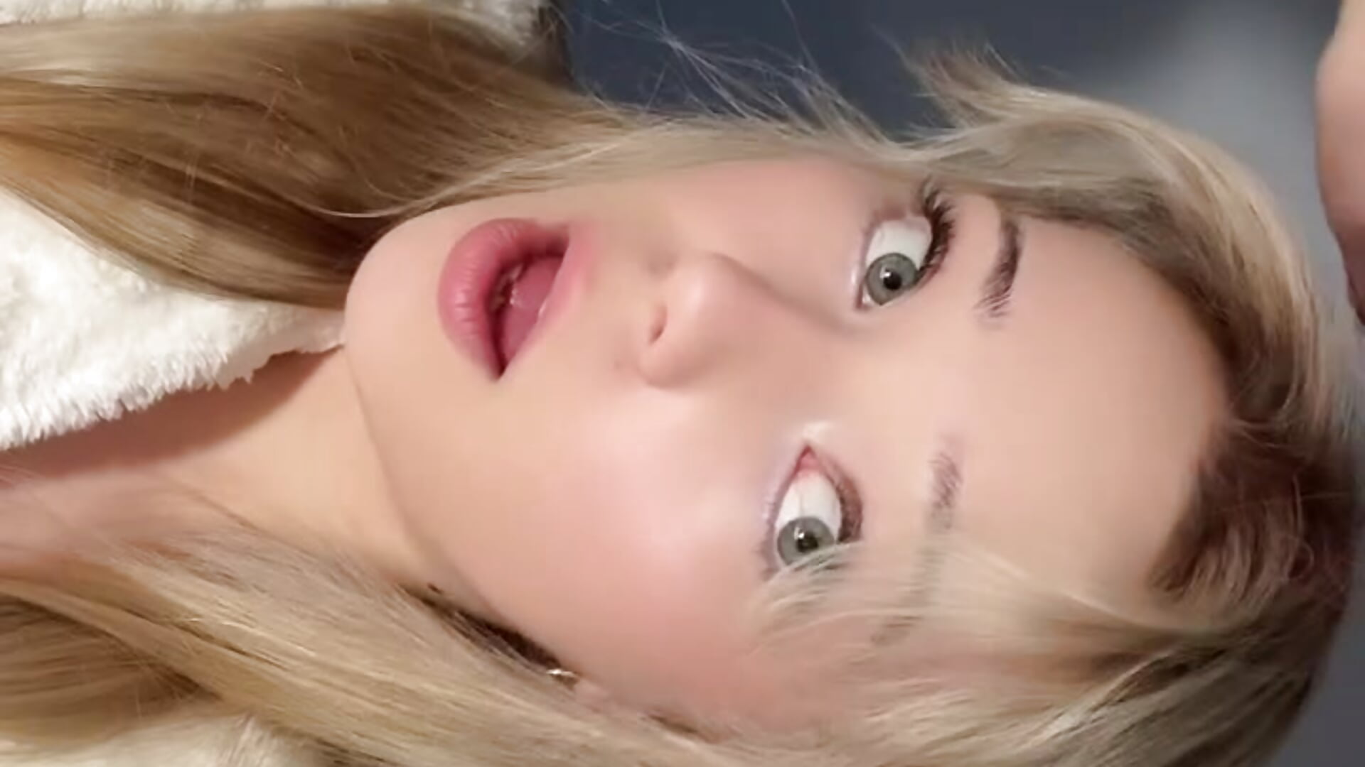 Evening after party - video của người mẫu cam SourMidday