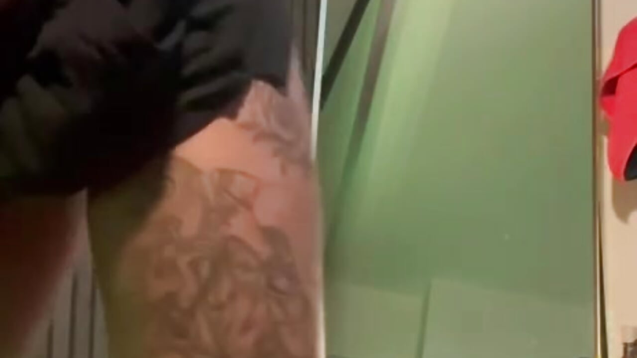 bent over mirror vid 😍
